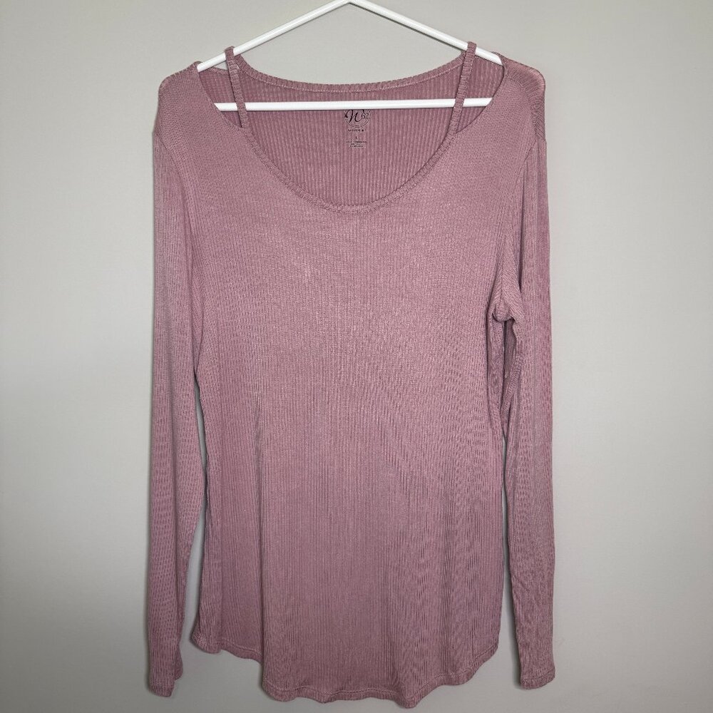 NWOT - Ladies Top with Fun Neckline